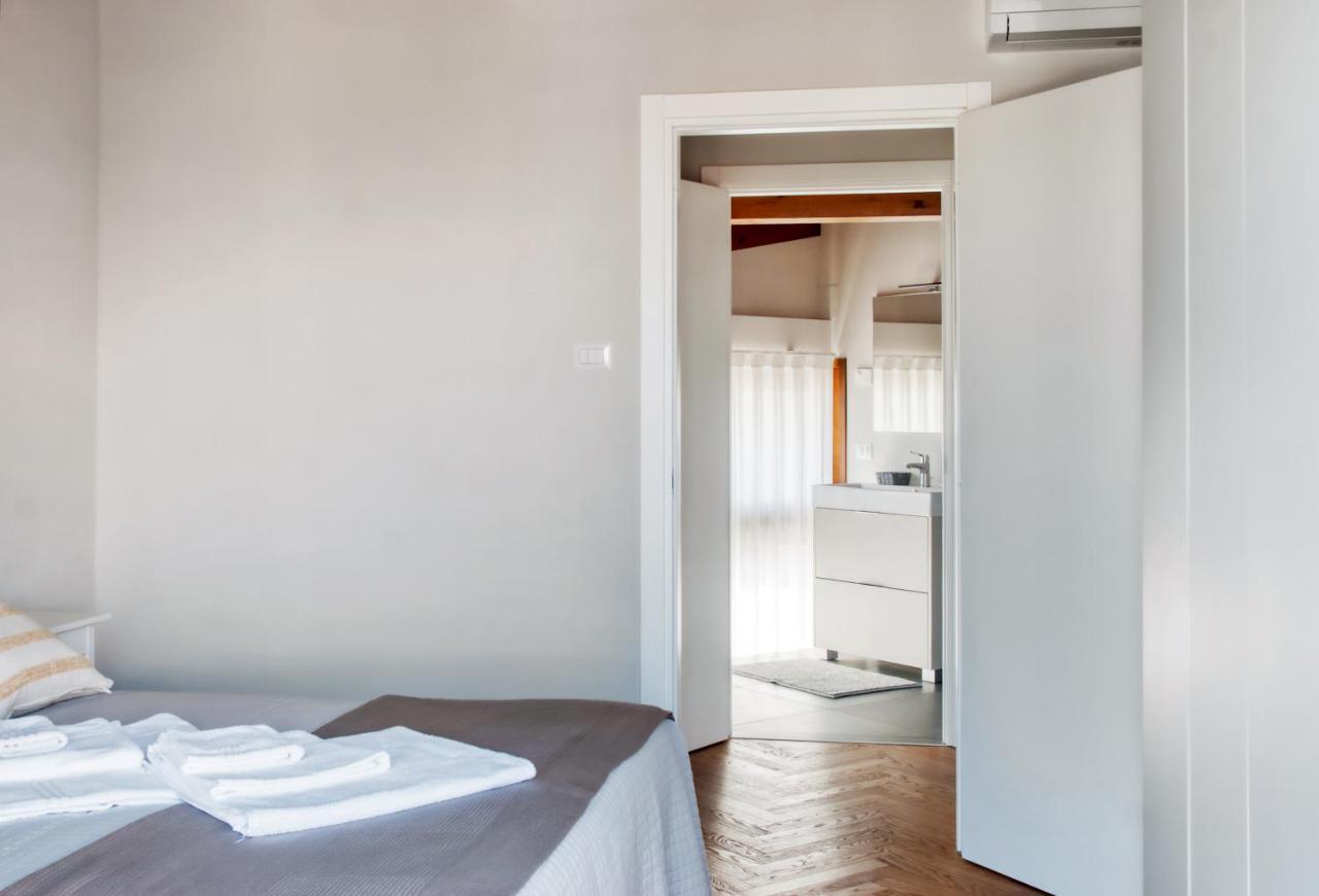 Mincio Apartment - Residenza Puoti Peschiera del Garda Exterior foto